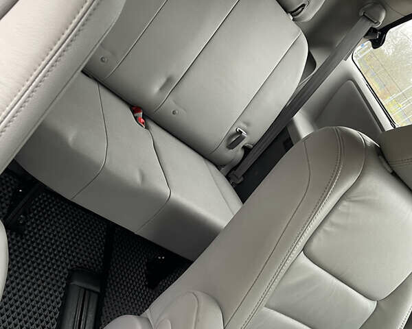 Синій Тойота Сієнна, об'ємом двигуна 3.46 л та пробігом 143 тис. км за 21300 $, фото 26 на Automoto.ua