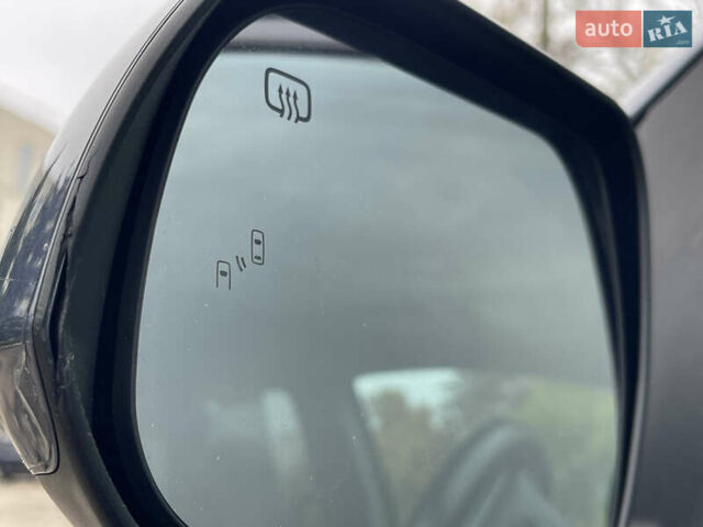 Синій Тойота Сієнна, об'ємом двигуна 3.46 л та пробігом 143 тис. км за 21300 $, фото 13 на Automoto.ua