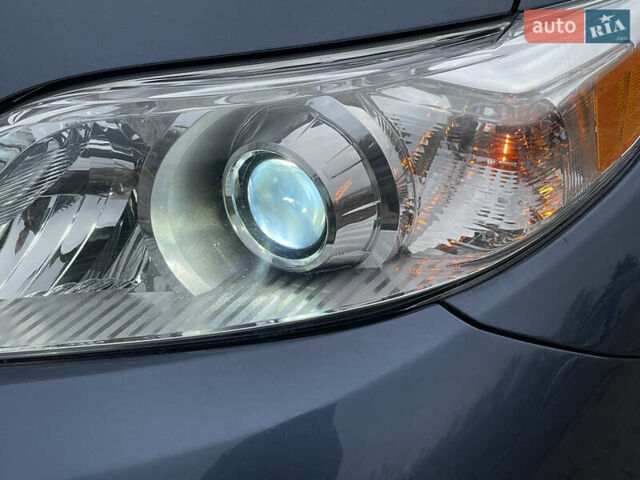 Синій Тойота Сієнна, об'ємом двигуна 3.46 л та пробігом 143 тис. км за 21300 $, фото 12 на Automoto.ua