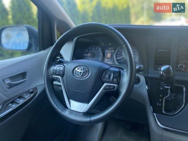 Синий Тойота Сиенна, объемом двигателя 3.46 л и пробегом 223 тыс. км за 22900 $, фото 21 на Automoto.ua