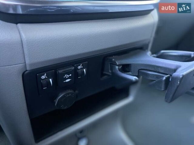 Синий Тойота Сиенна, объемом двигателя 3.46 л и пробегом 223 тыс. км за 22900 $, фото 11 на Automoto.ua