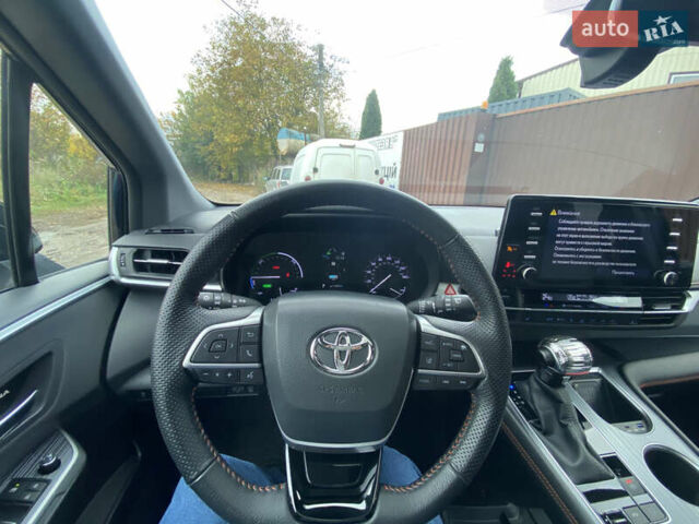 Синий Тойота Сиенна, объемом двигателя 2.49 л и пробегом 103 тыс. км за 47000 $, фото 9 на Automoto.ua