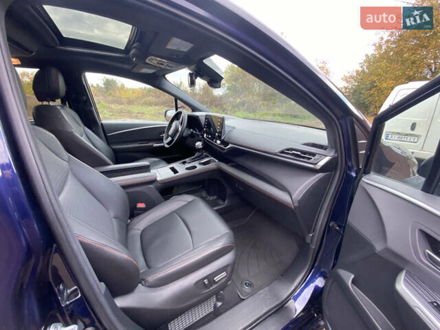 Синий Тойота Сиенна, объемом двигателя 2.49 л и пробегом 103 тыс. км за 47000 $, фото 8 на Automoto.ua