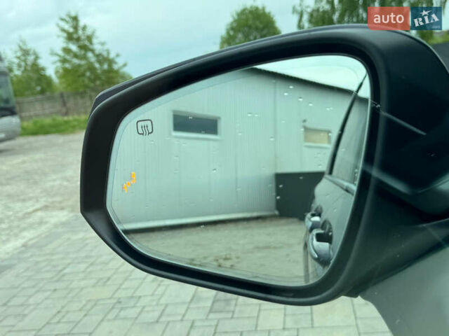 Синий Тойота Сиенна, объемом двигателя 2.49 л и пробегом 16 тыс. км за 59500 $, фото 52 на Automoto.ua