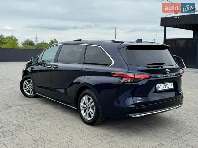 Синий Тойота Сиенна, объемом двигателя 2.49 л и пробегом 16 тыс. км за 59500 $, фото 5 на Automoto.ua