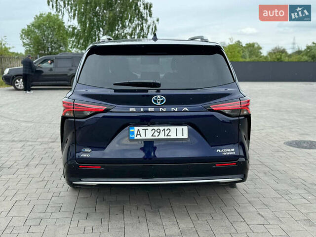Синий Тойота Сиенна, объемом двигателя 2.49 л и пробегом 16 тыс. км за 59500 $, фото 10 на Automoto.ua