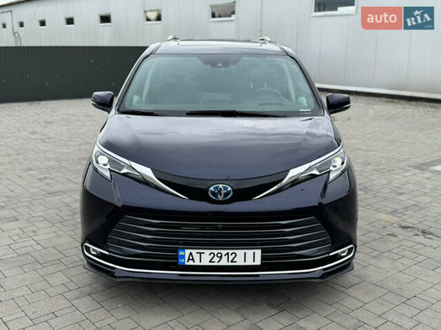 Синий Тойота Сиенна, объемом двигателя 2.49 л и пробегом 16 тыс. км за 59500 $, фото 11 на Automoto.ua