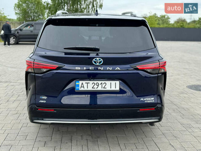 Синий Тойота Сиенна, объемом двигателя 2.49 л и пробегом 16 тыс. км за 59500 $, фото 7 на Automoto.ua