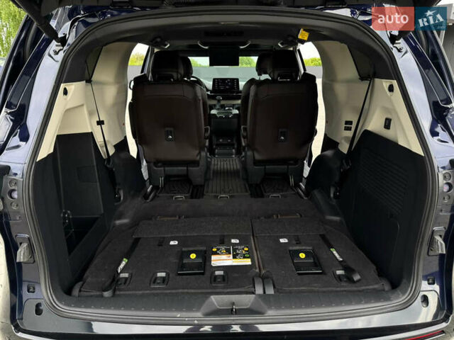 Синий Тойота Сиенна, объемом двигателя 2.49 л и пробегом 16 тыс. км за 59500 $, фото 49 на Automoto.ua