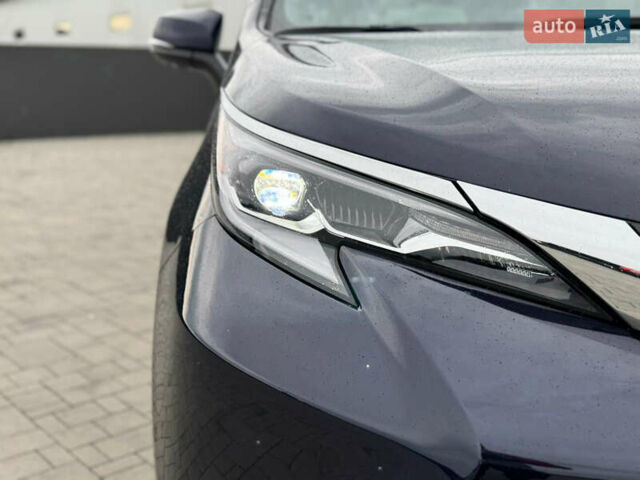 Синий Тойота Сиенна, объемом двигателя 2.49 л и пробегом 16 тыс. км за 59500 $, фото 19 на Automoto.ua