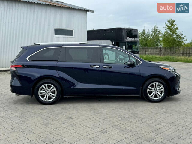 Синий Тойота Сиенна, объемом двигателя 2.49 л и пробегом 16 тыс. км за 59500 $, фото 15 на Automoto.ua