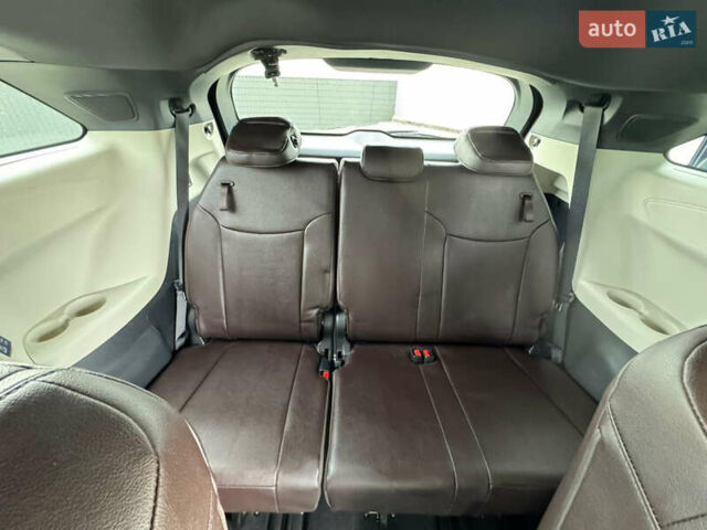 Синий Тойота Сиенна, объемом двигателя 2.49 л и пробегом 16 тыс. км за 59500 $, фото 51 на Automoto.ua