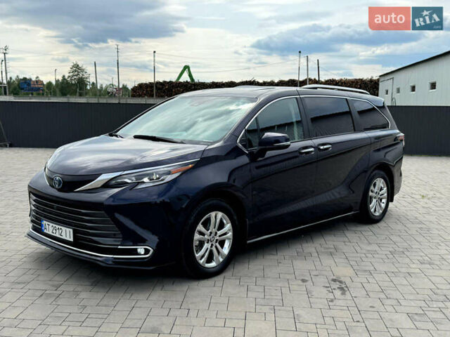 Синий Тойота Сиенна, объемом двигателя 2.49 л и пробегом 16 тыс. км за 59500 $, фото 41 на Automoto.ua