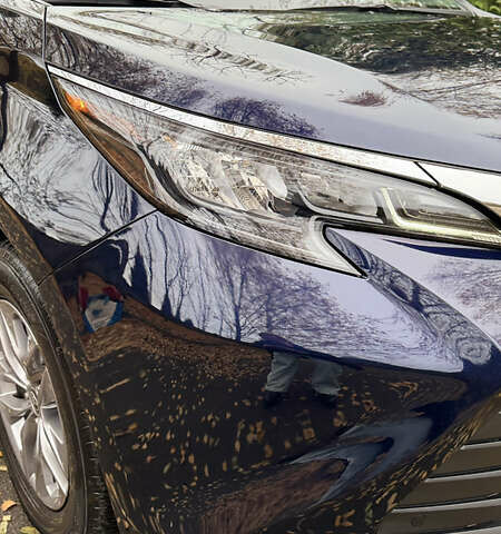 Синий Тойота Сиенна, объемом двигателя 2.49 л и пробегом 20 тыс. км за 62500 $, фото 13 на Automoto.ua