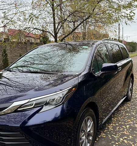 Синий Тойота Сиенна, объемом двигателя 2.49 л и пробегом 20 тыс. км за 62500 $, фото 25 на Automoto.ua