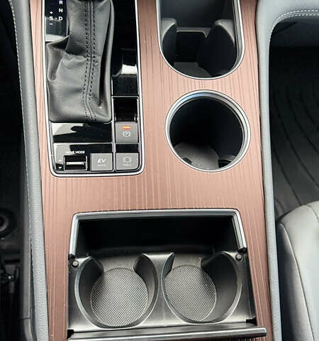 Синий Тойота Сиенна, объемом двигателя 2.49 л и пробегом 20 тыс. км за 62500 $, фото 1 на Automoto.ua