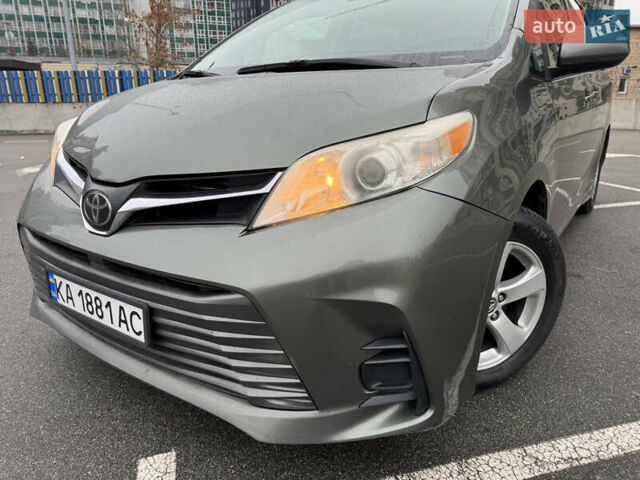 Зеленый Тойота Сиенна, объемом двигателя 3.5 л и пробегом 167 тыс. км за 23500 $, фото 10 на Automoto.ua