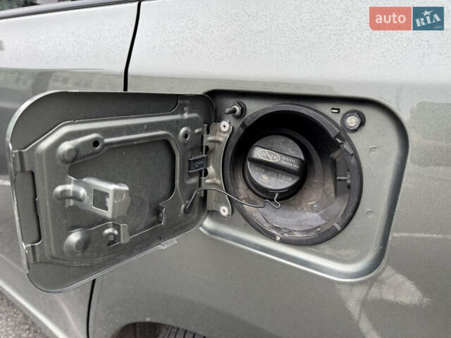 Зеленый Тойота Сиенна, объемом двигателя 3.5 л и пробегом 167 тыс. км за 23500 $, фото 35 на Automoto.ua