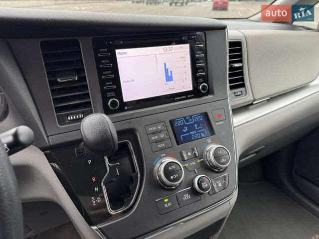 Зеленый Тойота Сиенна, объемом двигателя 3.5 л и пробегом 167 тыс. км за 23500 $, фото 36 на Automoto.ua