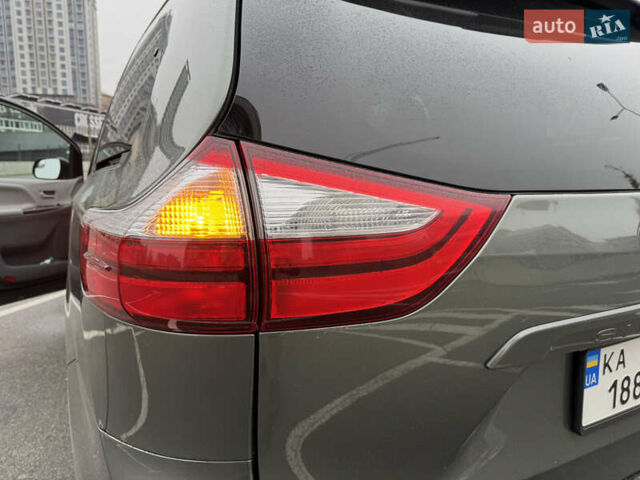 Зеленый Тойота Сиенна, объемом двигателя 3.5 л и пробегом 167 тыс. км за 23500 $, фото 44 на Automoto.ua