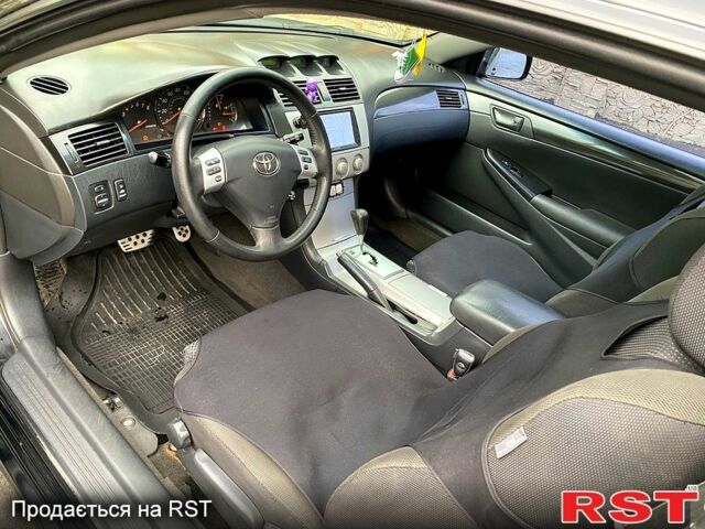 Черный Тойота Солара, объемом двигателя 3.3 л и пробегом 250 тыс. км за 5200 $, фото 3 на Automoto.ua