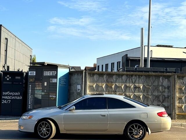 Серый Тойота Солара, объемом двигателя 2.1 л и пробегом 408 тыс. км за 4300 $, фото 4 на Automoto.ua