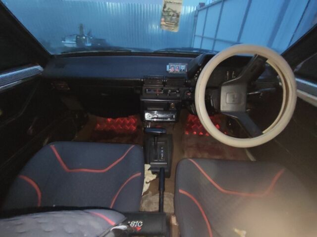 Белый Тойота Старлет, объемом двигателя 1 л и пробегом 209 тыс. км за 663 $, фото 5 на Automoto.ua