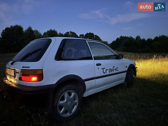 Белый Тойота Старлет, объемом двигателя 0 л и пробегом 320 тыс. км за 1100 $, фото 2 на Automoto.ua