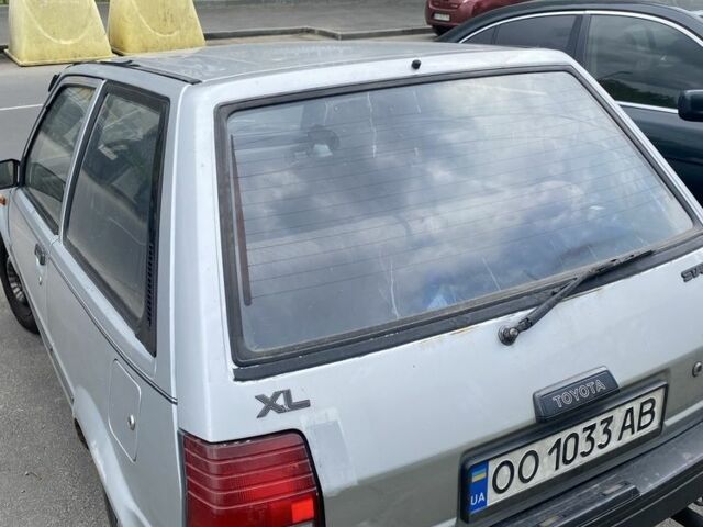 Сірий Тойота Старлет, об'ємом двигуна 1 л та пробігом 280 тис. км за 800 $, фото 2 на Automoto.ua