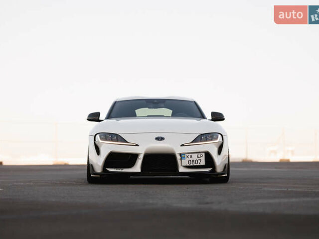 Белый Тойота Супра, объемом двигателя 3 л и пробегом 24 тыс. км за 50000 $, фото 2 на Automoto.ua