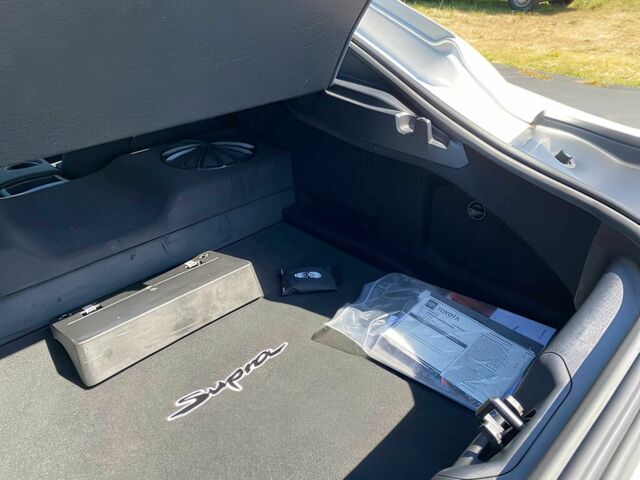 Белый Тойота Супра, объемом двигателя 3 л и пробегом 25 тыс. км за 14400 $, фото 11 на Automoto.ua