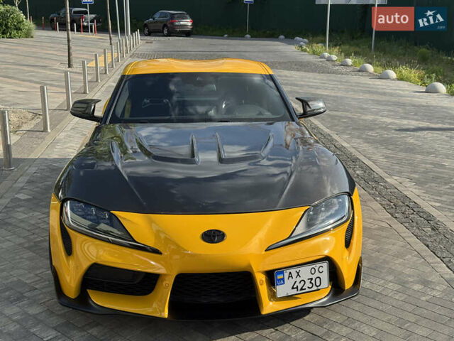 Желтый Тойота Супра, объемом двигателя 3 л и пробегом 17 тыс. км за 55555 $, фото 2 на Automoto.ua