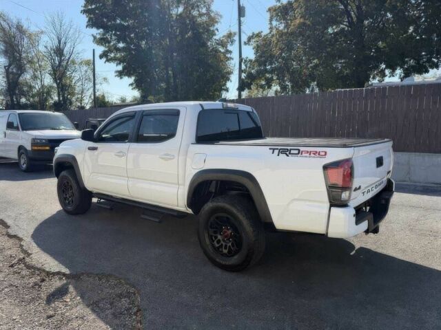 Белый Тойота Такома, объемом двигателя 3.5 л и пробегом 39 тыс. км за 22000 $, фото 3 на Automoto.ua