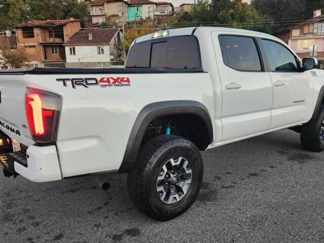 Белый Тойота Такома, объемом двигателя 2.7 л и пробегом 67 тыс. км за 14000 $, фото 14 на Automoto.ua