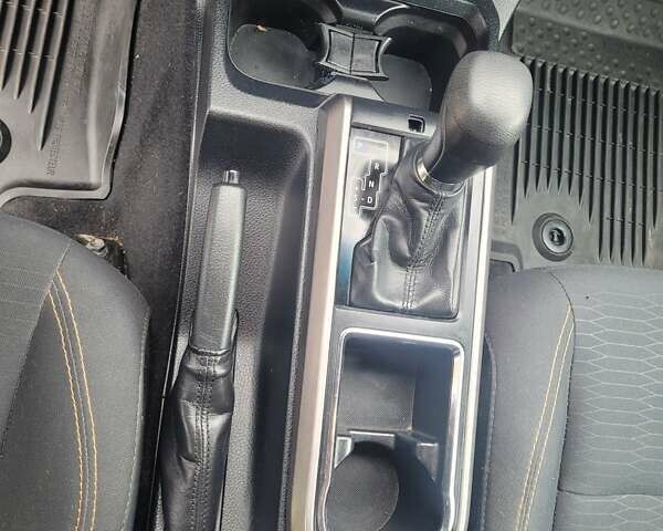 Бежевый Тойота Такома, объемом двигателя 2.69 л и пробегом 81 тыс. км за 23500 $, фото 10 на Automoto.ua