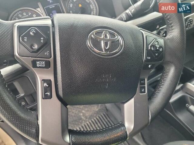 Бежевый Тойота Такома, объемом двигателя 2.69 л и пробегом 81 тыс. км за 23500 $, фото 8 на Automoto.ua