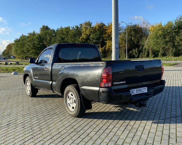 Черный Тойота Такома, объемом двигателя 2.69 л и пробегом 210 тыс. км за 5700 $, фото 4 на Automoto.ua