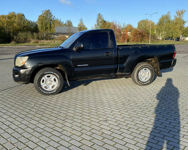 Черный Тойота Такома, объемом двигателя 2.69 л и пробегом 210 тыс. км за 5700 $, фото 11 на Automoto.ua