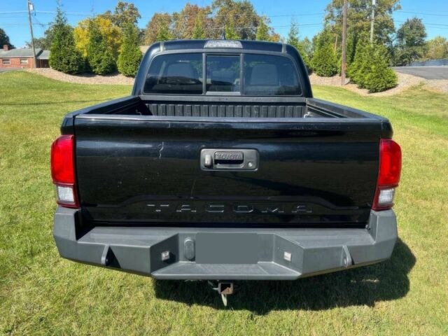 Чорний Тойота Такома, об'ємом двигуна 2.7 л та пробігом 38 тис. км за 10400 $, фото 4 на Automoto.ua