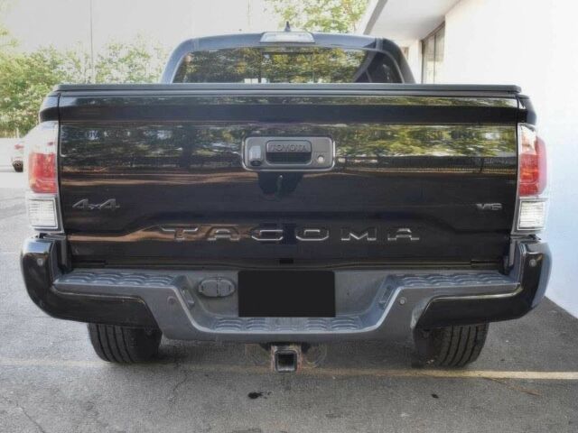 Черный Тойота Такома, объемом двигателя 3.5 л и пробегом 30 тыс. км за 27100 $, фото 5 на Automoto.ua