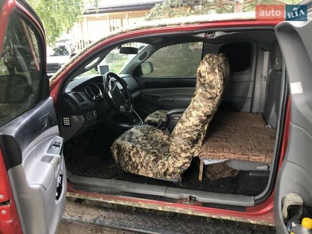 Червоний Тойота Такома, об'ємом двигуна 2.7 л та пробігом 132 тис. км за 22300 $, фото 7 на Automoto.ua