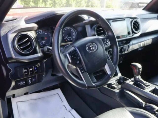 Красный Тойота Такома, объемом двигателя 3.5 л и пробегом 68 тыс. км за 14000 $, фото 8 на Automoto.ua