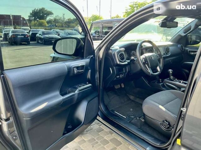 Тойота Такома, объемом двигателя 3.5 л и пробегом 35 тыс. км за 35900 $, фото 13 на Automoto.ua