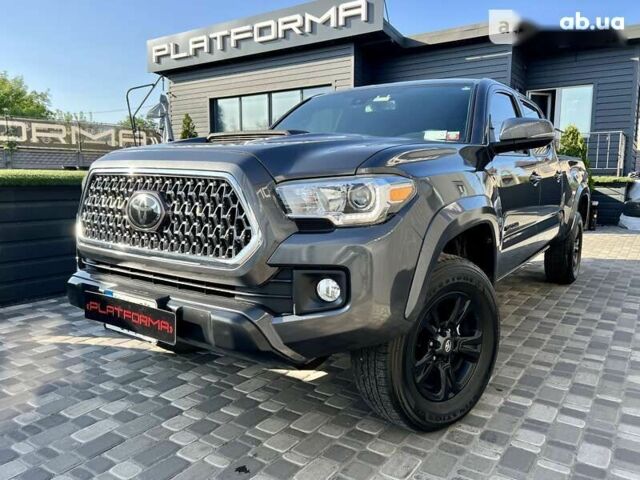 Тойота Такома, объемом двигателя 3.5 л и пробегом 35 тыс. км за 35900 $, фото 4 на Automoto.ua