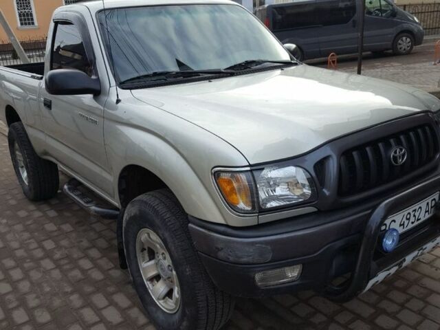 Серый Тойота Такома, объемом двигателя 2.7 л и пробегом 50 тыс. км за 20000 $, фото 3 на Automoto.ua