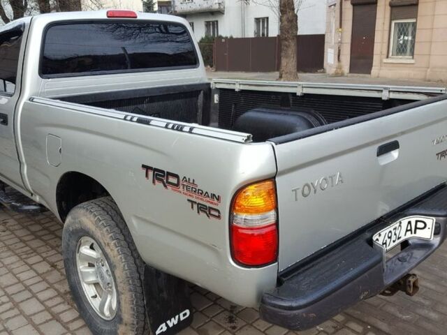 Серый Тойота Такома, объемом двигателя 2.7 л и пробегом 50 тыс. км за 20000 $, фото 2 на Automoto.ua