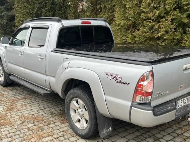 Серый Тойота Такома, объемом двигателя 4 л и пробегом 227 тыс. км за 4506 $, фото 3 на Automoto.ua