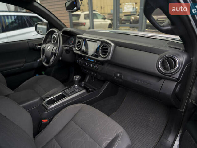 Сірий Тойота Такома, об'ємом двигуна 3.46 л та пробігом 55 тис. км за 24900 $, фото 37 на Automoto.ua