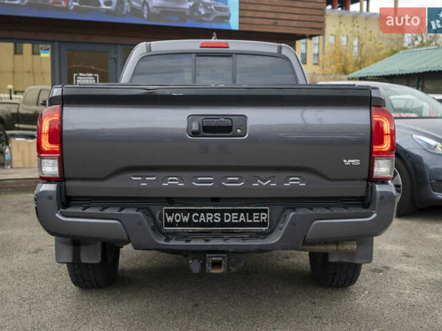 Сірий Тойота Такома, об'ємом двигуна 3.46 л та пробігом 55 тис. км за 24900 $, фото 13 на Automoto.ua
