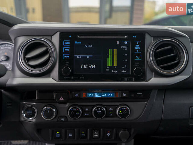 Сірий Тойота Такома, об'ємом двигуна 3.46 л та пробігом 55 тис. км за 24900 $, фото 31 на Automoto.ua